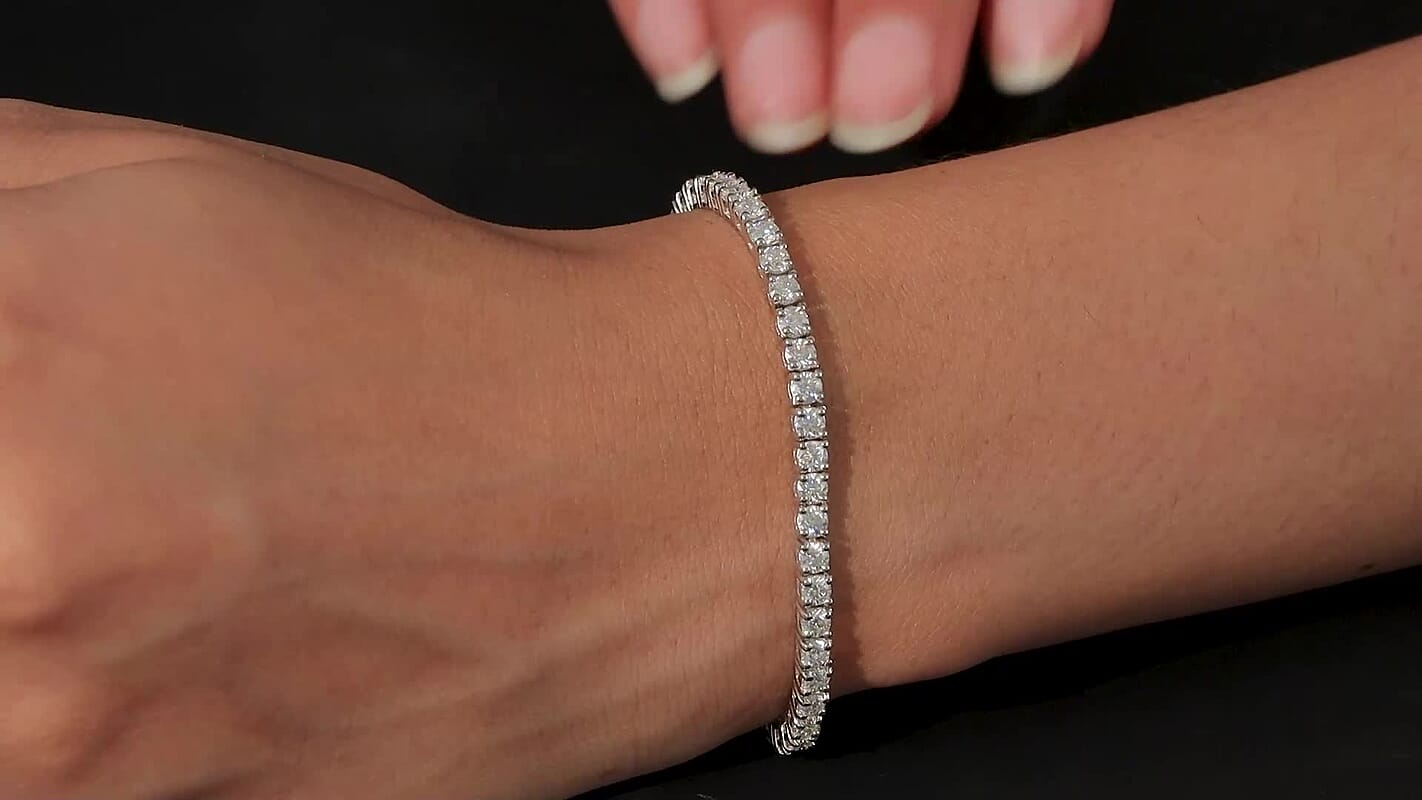 Moissanite 5.20 ctw Tennis Bracelet, Moissanite Bracelet, Line Bracelet, Platinum Over Sterling Silver Bracelet (7.25 In)