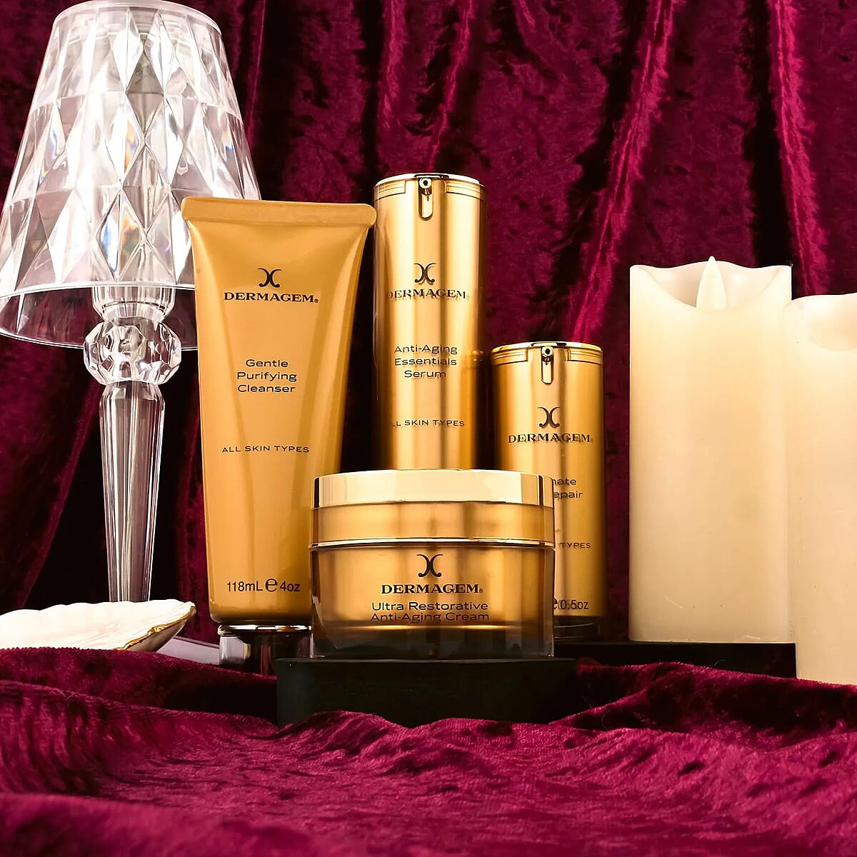 DermaGem Ultra Restorative Anti-Aging Cream image number 1