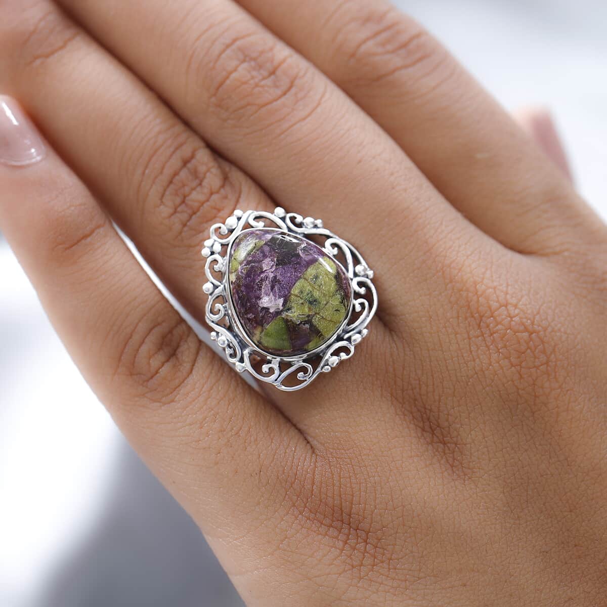 Artisan Crafted Tasmanian Stichtite Solitaire Ring in Sterling Silver 8.75 ctw image number 2