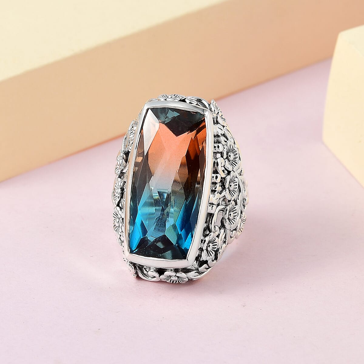 Artisan Crafted Aqua Terra Costa Quartz (Triplet) Solitaire Ring in Sterling Silver (Size 7.0) 19.35 ctw image number 1