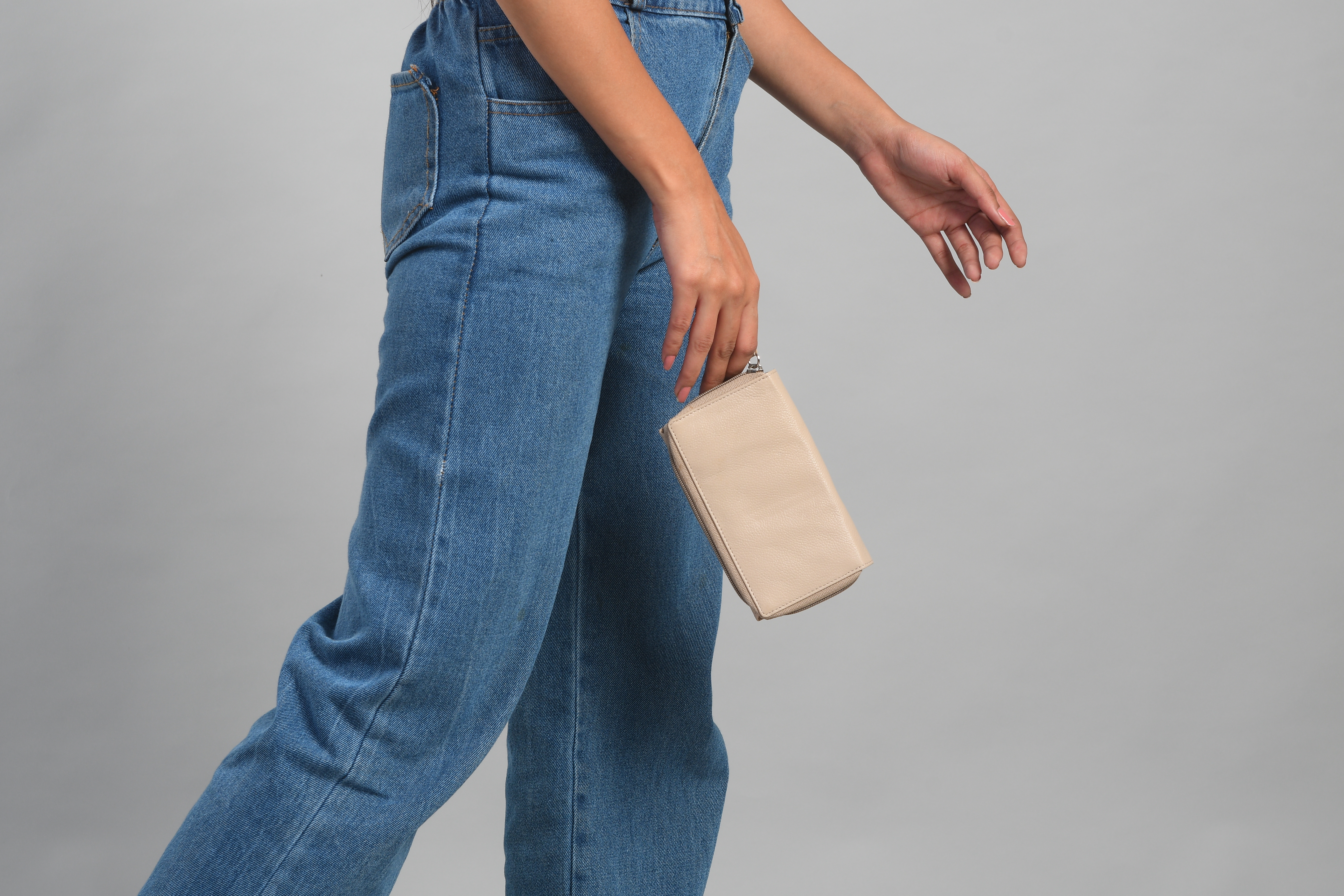 Union Code Soft Beige RFID Tri-Fold Multi Functional Genuine Leather Women's Wallet