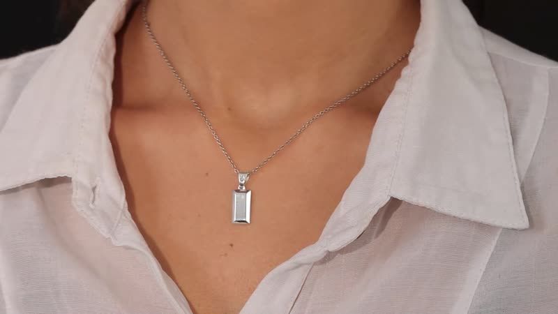 Bar Pendant in Sterling Silver 2.15 Grams