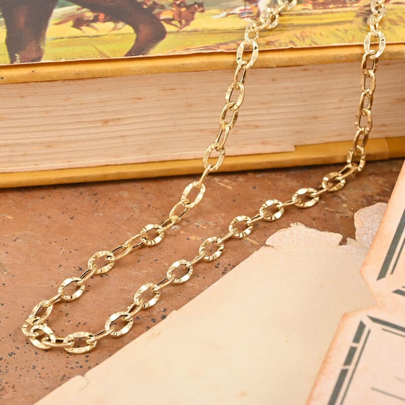 Oval Specchio Italian 14K Yellow Gold Necklace 18 Inches 2.25 Grams