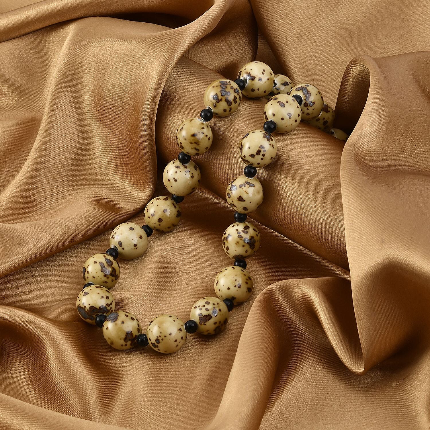 Yellow Color Ceramic and Black Glass Beaded Necklace 21.5-23.5 Inches in Silvertone