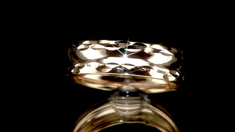 Anello Lucido Con Bordi Diamantati Italian 10K Yellow Gold Diamond-Cut Edges Ring 1.20 Grams