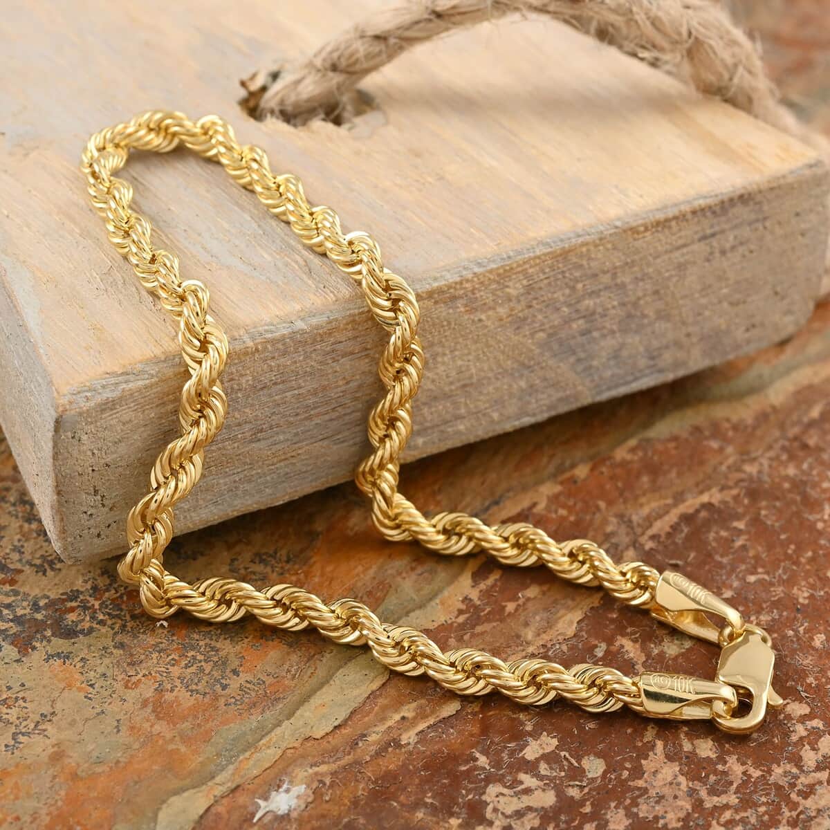 10K Yellow Gold 3.3mm Quint Rope Bracelet (8.50 In) 2.6 Grams image number 1