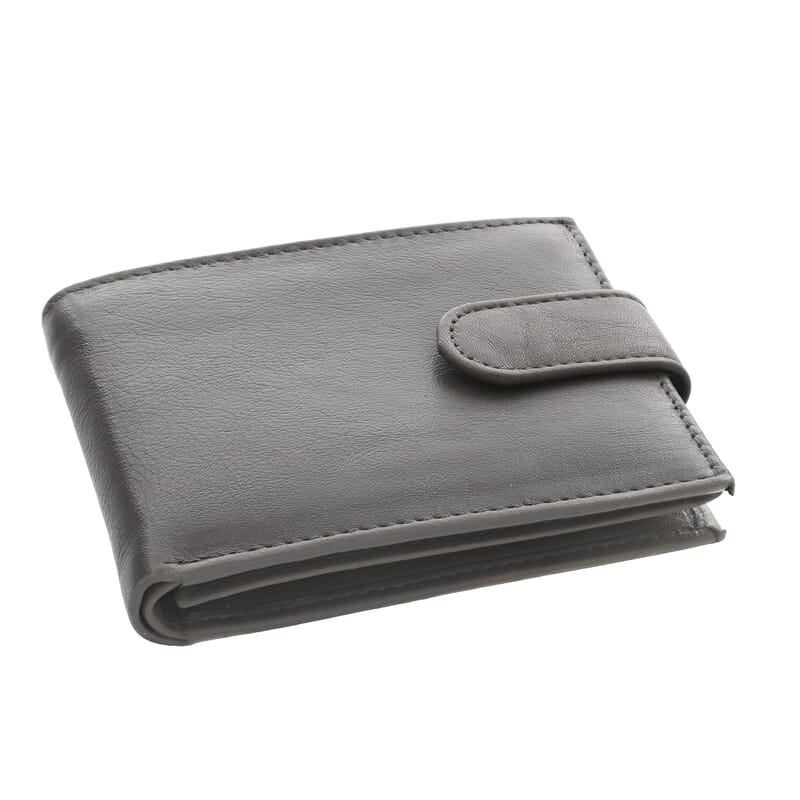 Passage Black Genuine Leather RFID Bi-Fold Men's Wallet with Snap Closure