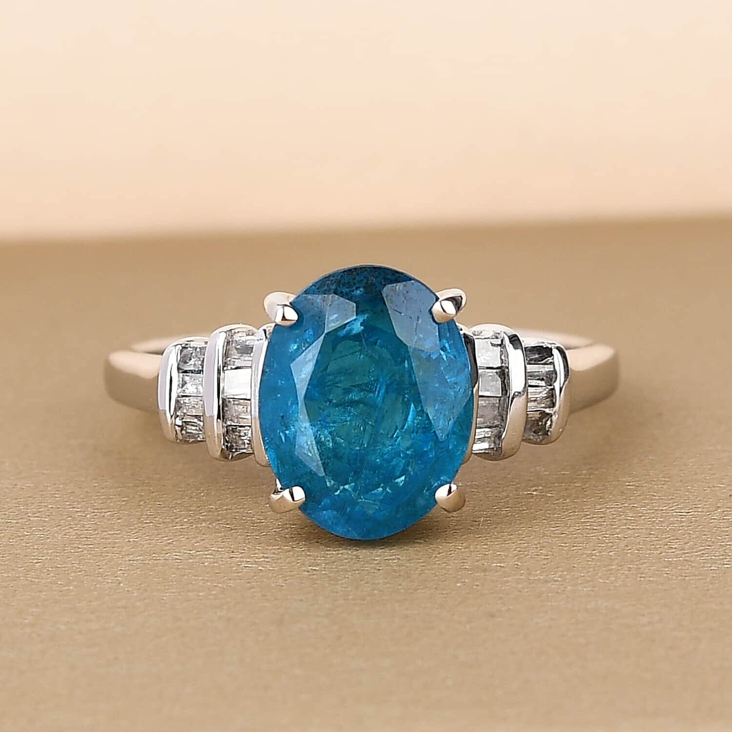 Luxoro Premium Malgache Neon Apatite and Diamond 2.75 ctw Ring in 10K White Gold (Size 10.0)