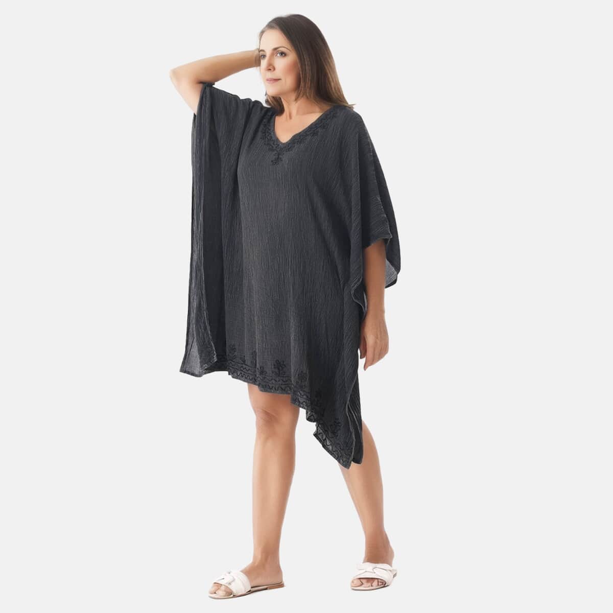 Tamsy Black Neck and Bottom Embroidery Kaftan - One Size Fits Most image number 2