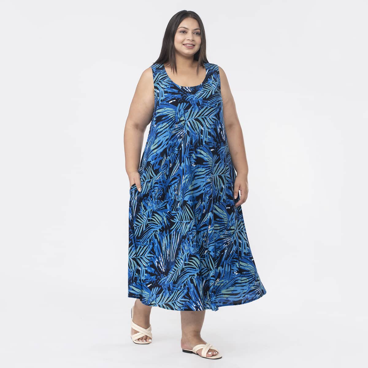 Tamsy Black and Blue Palm Printed Dress - One Size Plus image number 2