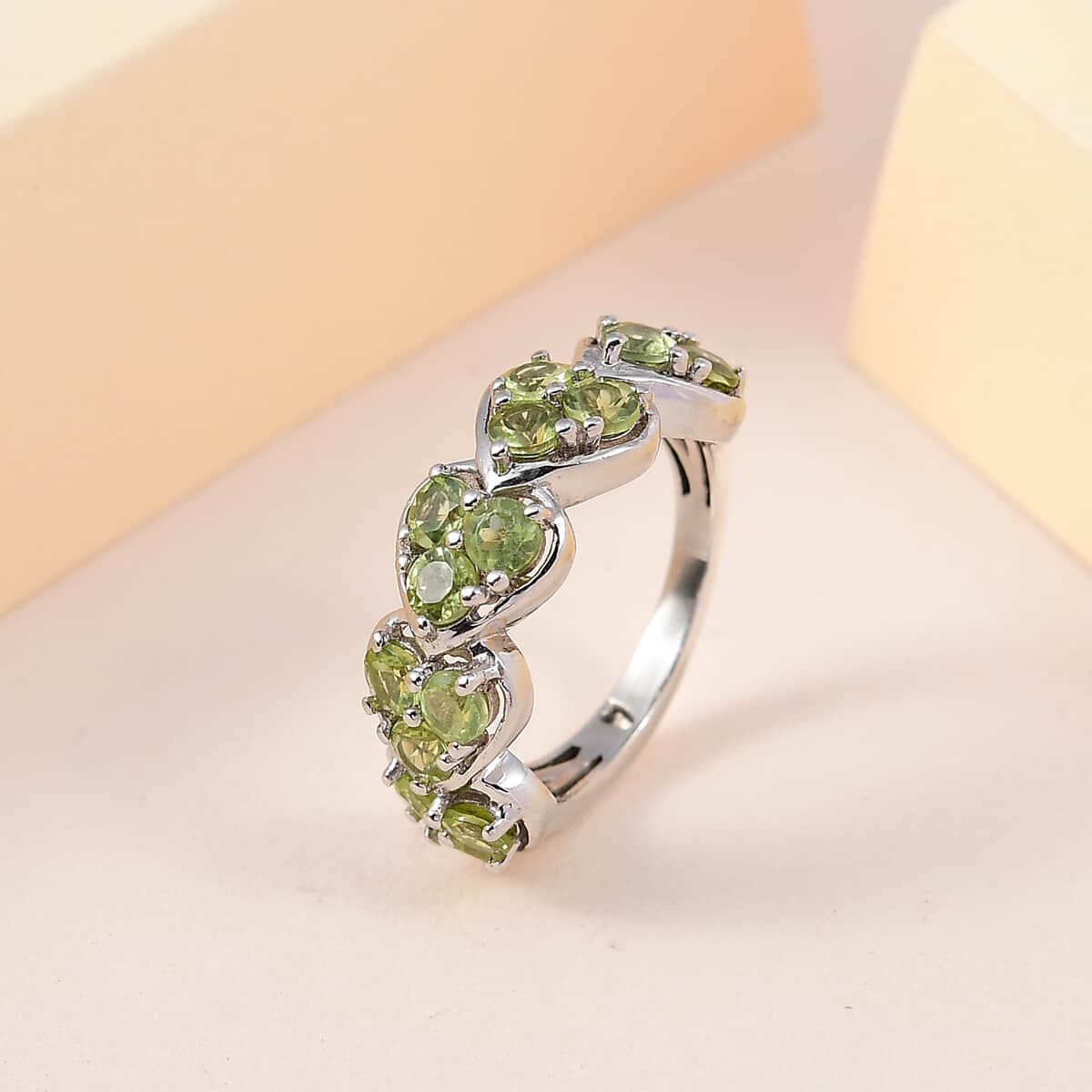 Arizona Peridot Heart Shape Ring in Platinum Over Sterling Silver (Size 5.0) 1.85 ctw image number 1