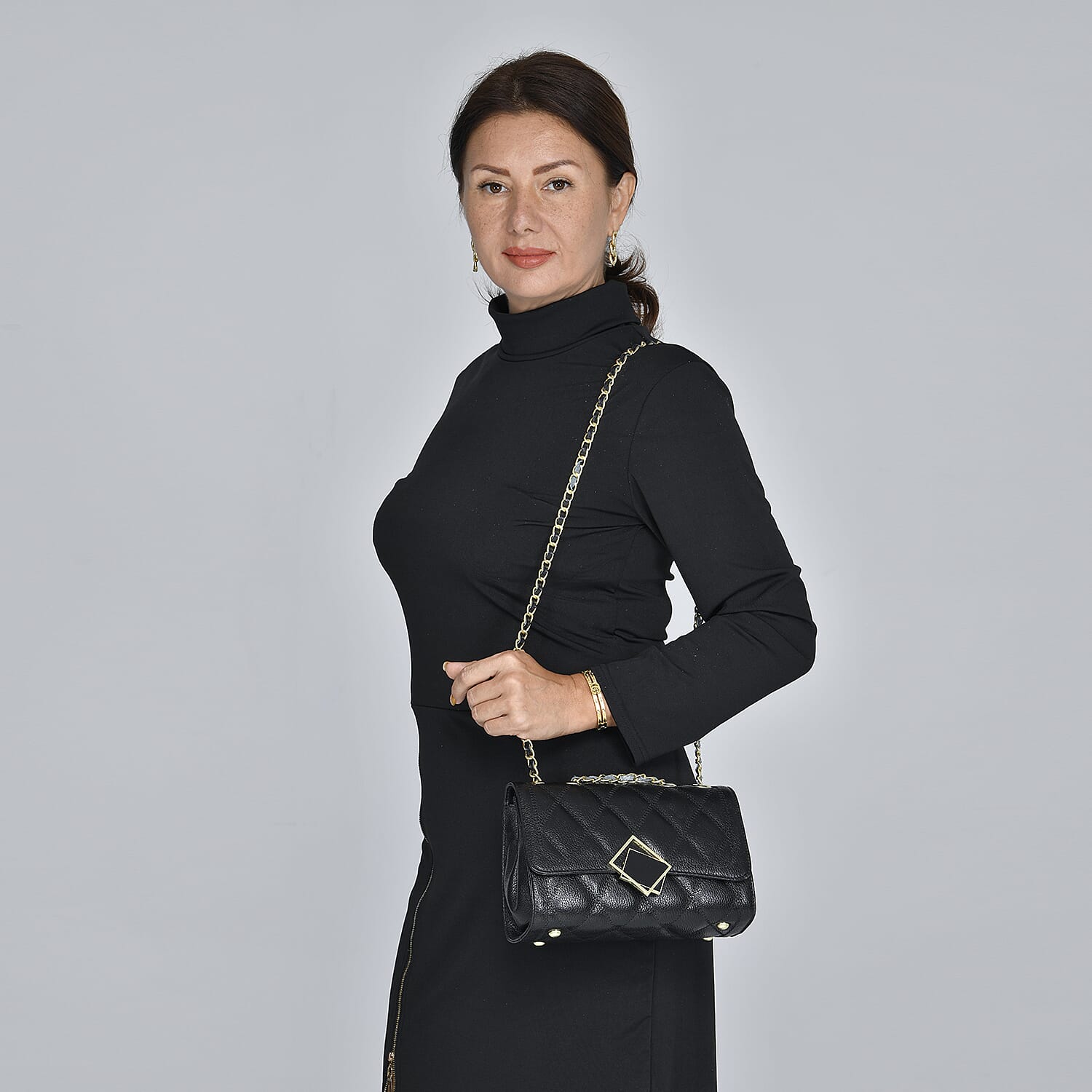 Black Genuine Leather Diamond Quilted Pattern Crossbody Bag