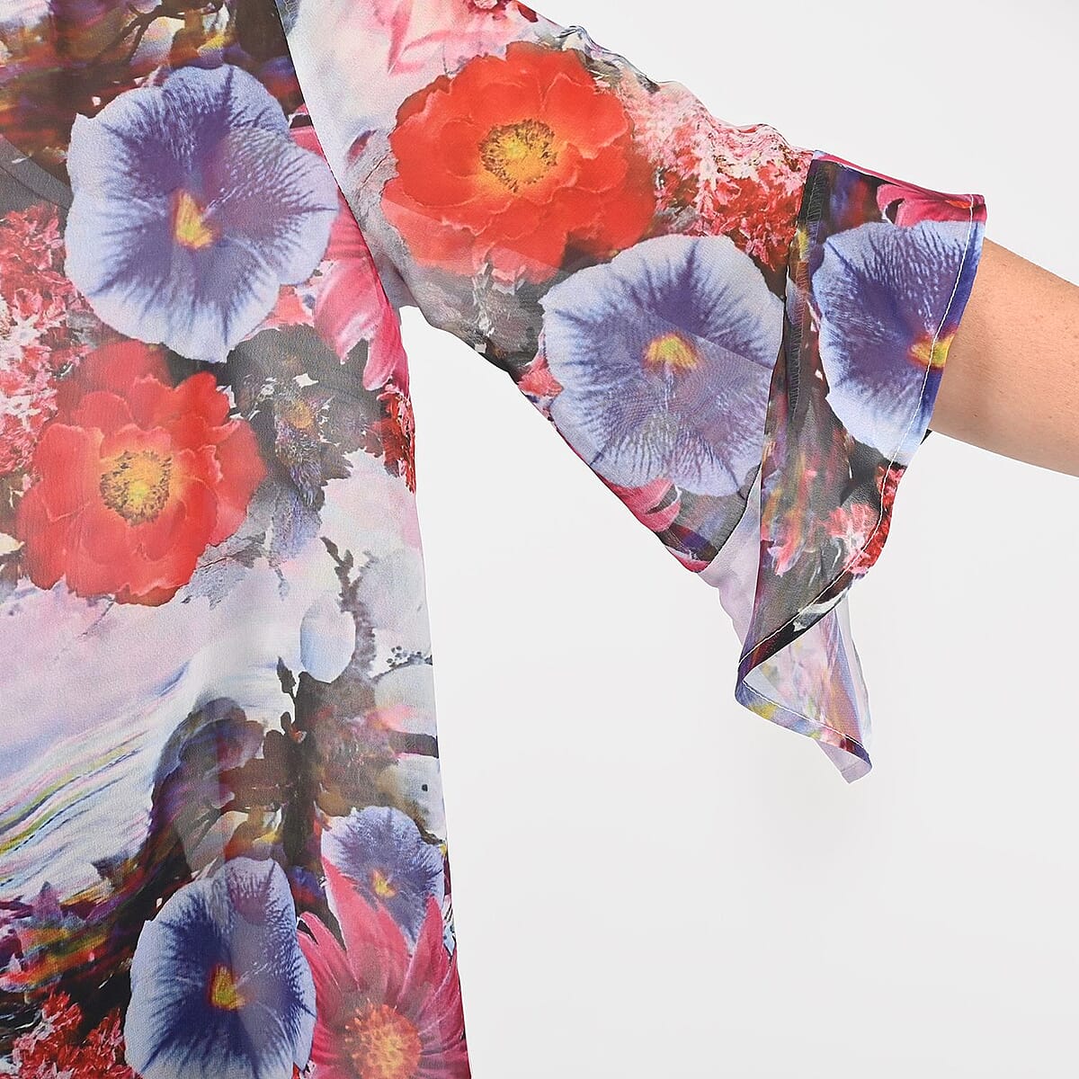 Tamsy White Floral Flounce Kimono - S image number 4