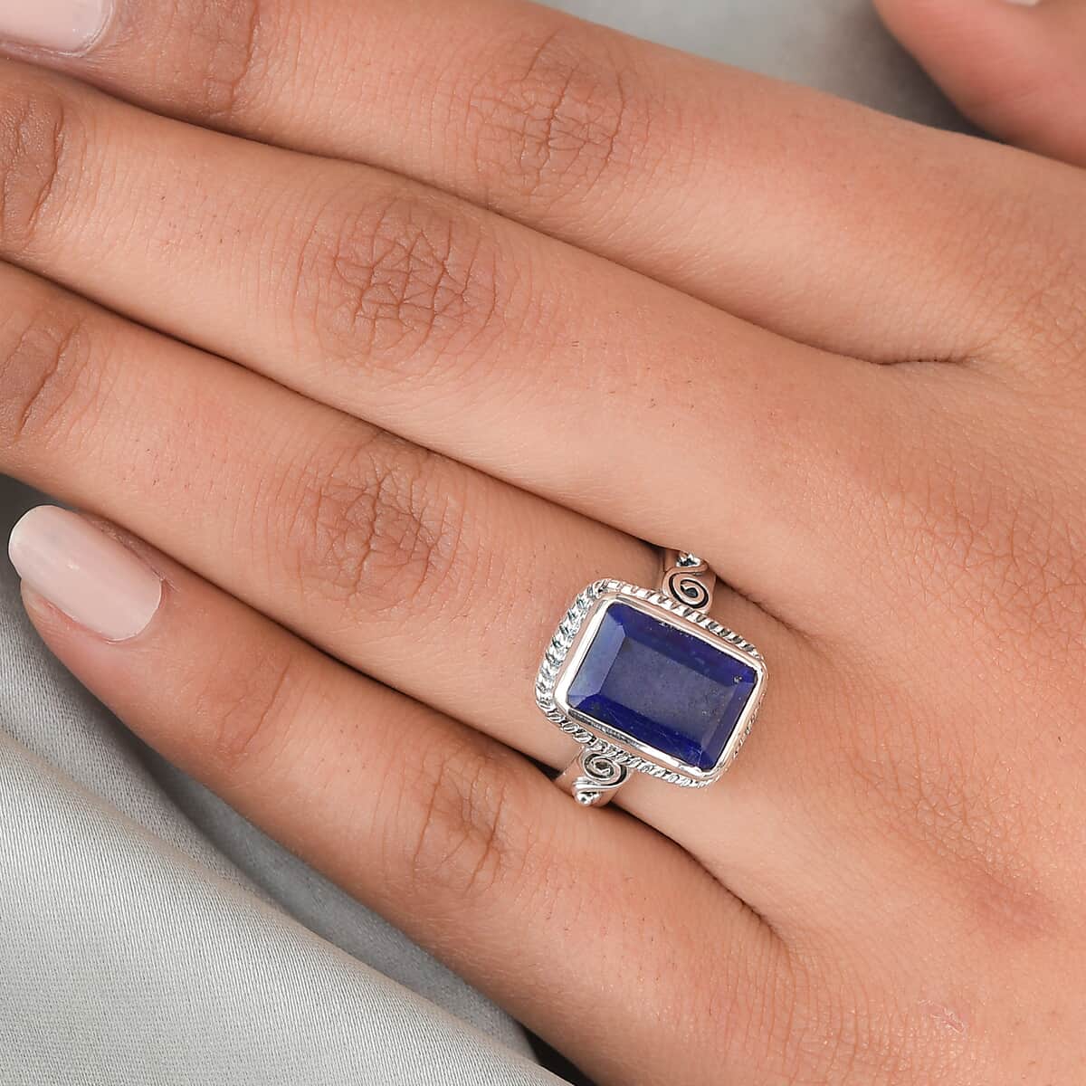 Lapis Lazuli Solitaire Ring in Sterling Silver (Size 6.0) 5.20 ctw image number 1