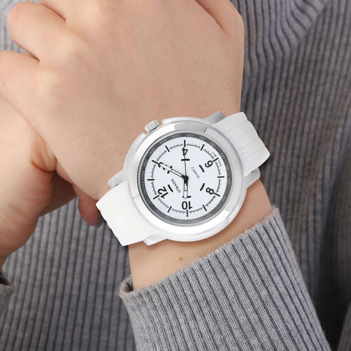 Strada Japanese Movement Watch with White Silicone Strap and Easy to See Dial image number 2