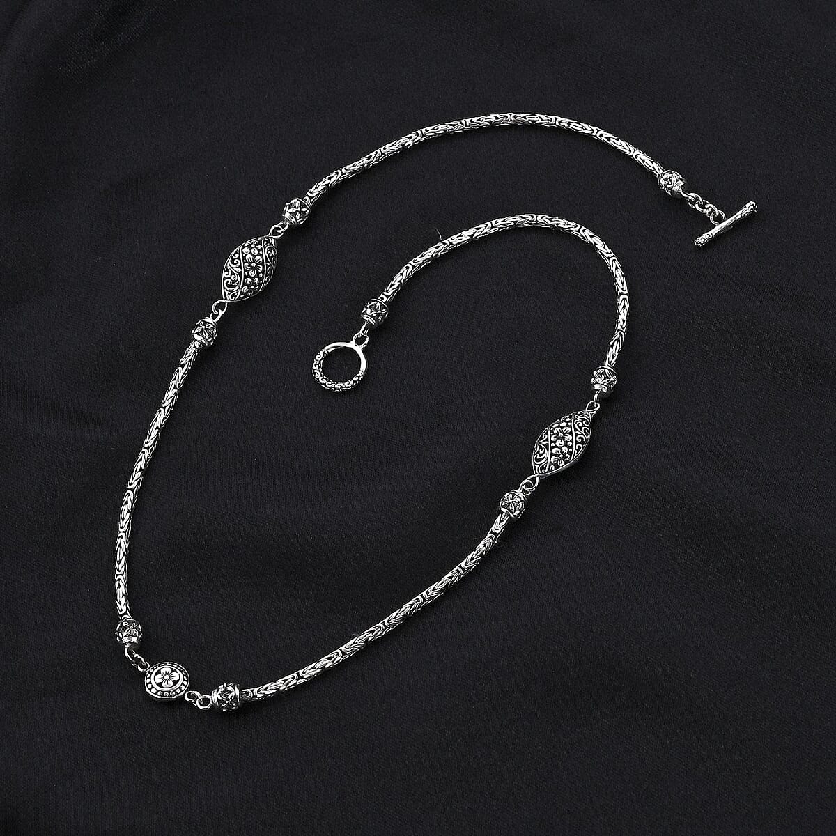 Bali Legacy Sterling Silver Necklace 20 Inches 30.25 Grams image number 1