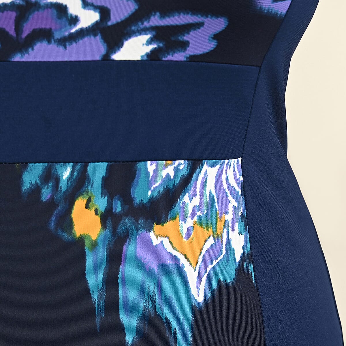 Tamsy Navy Floral Pattern Dress - (M) image number 3