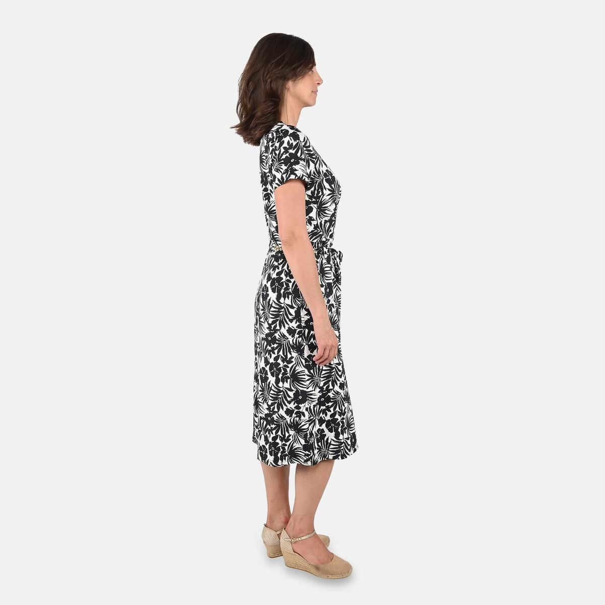 Tamsy Black and White Floral Pattern Dress - (XL) image number 2