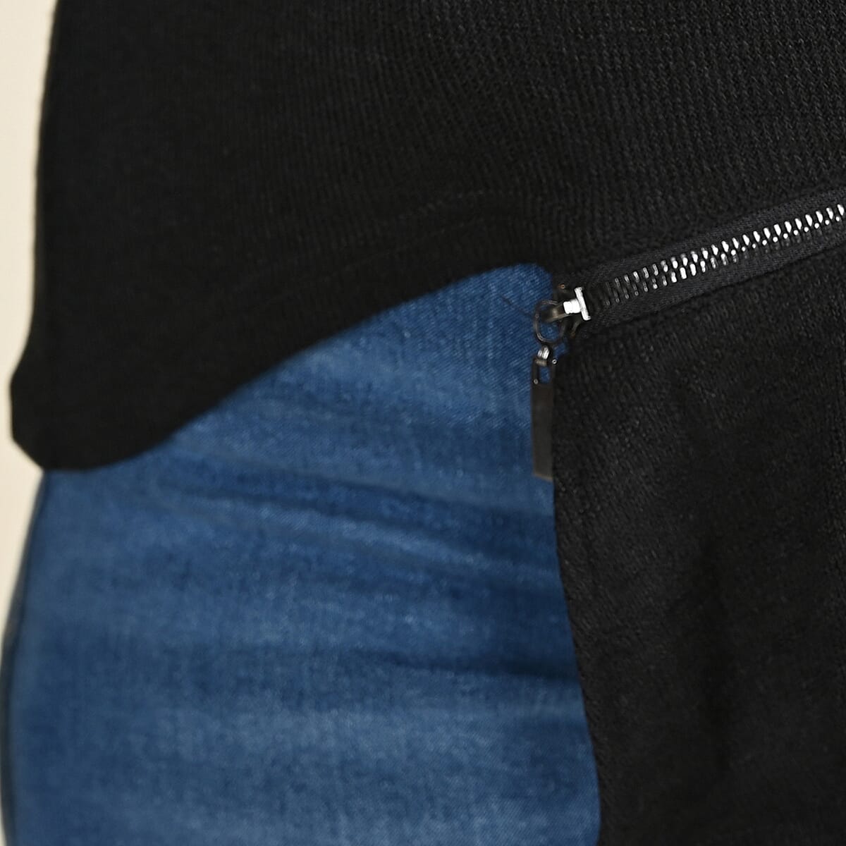 Tamsy Black Turtleneck Sweater - (L) image number 3