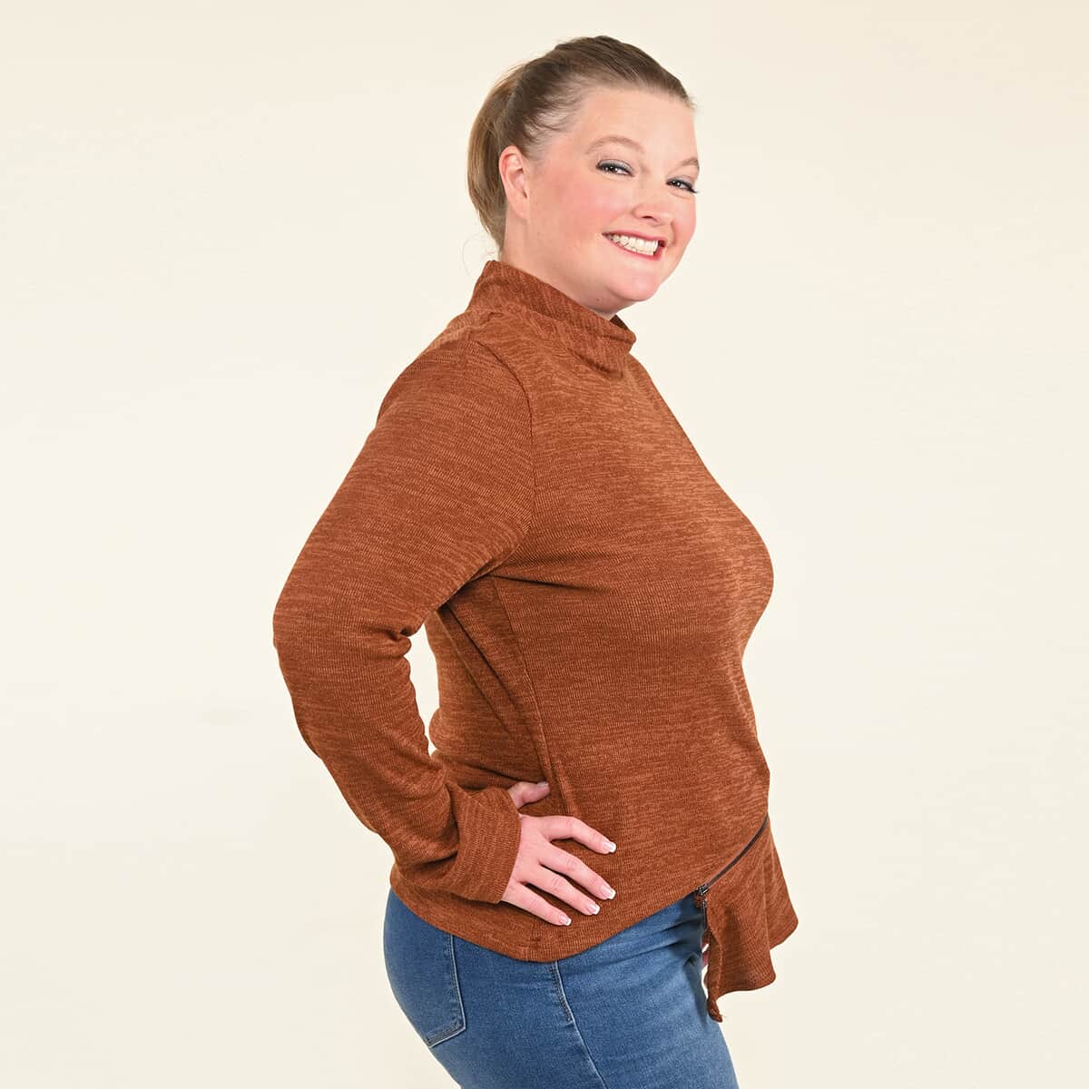 Tamsy Orange Turtleneck Sweater -(S) image number 2