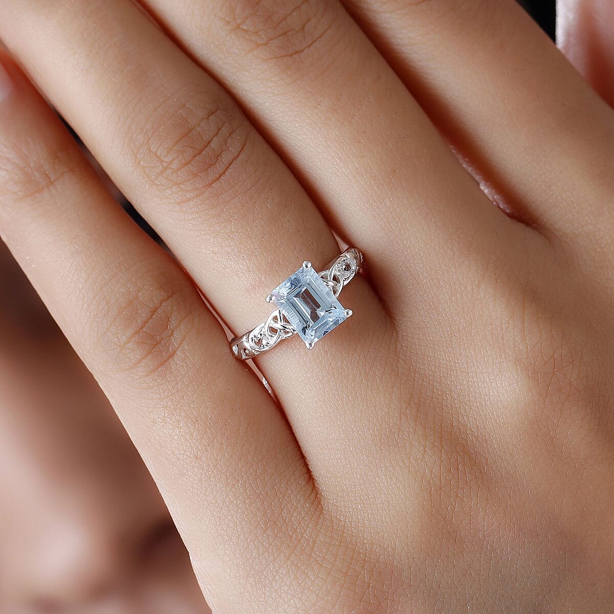 D'Joy Sky Blue Topaz and White Topaz Ring in Sterling Silver (Size 5.0) 2.00 ctw image number 2