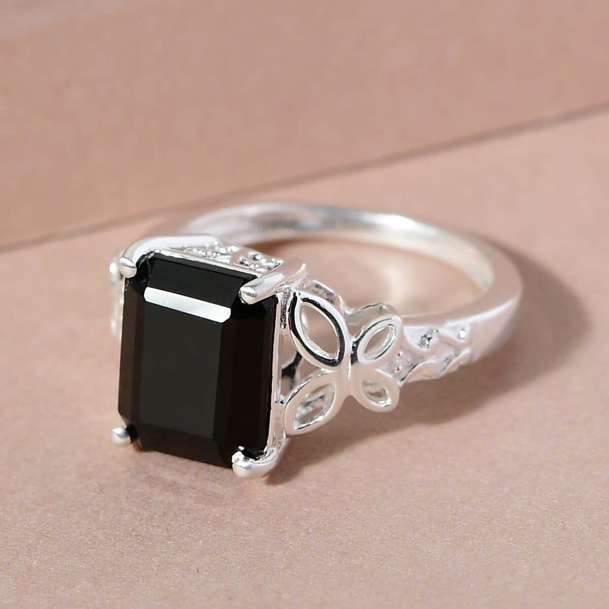Australian Black Tourmaline Solitaire Ring in Sterling Silver (Size 10.0) 3.00 ctw image number 2