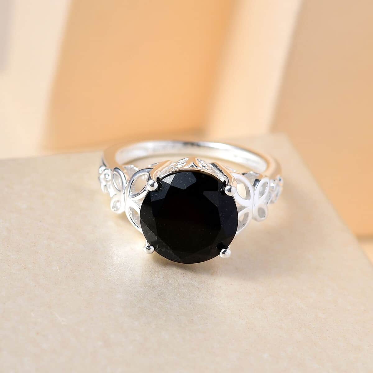 Australian Black Tourmaline Solitaire Ring in Sterling Silver (Size 8.0) 3.75 ctw image number 3