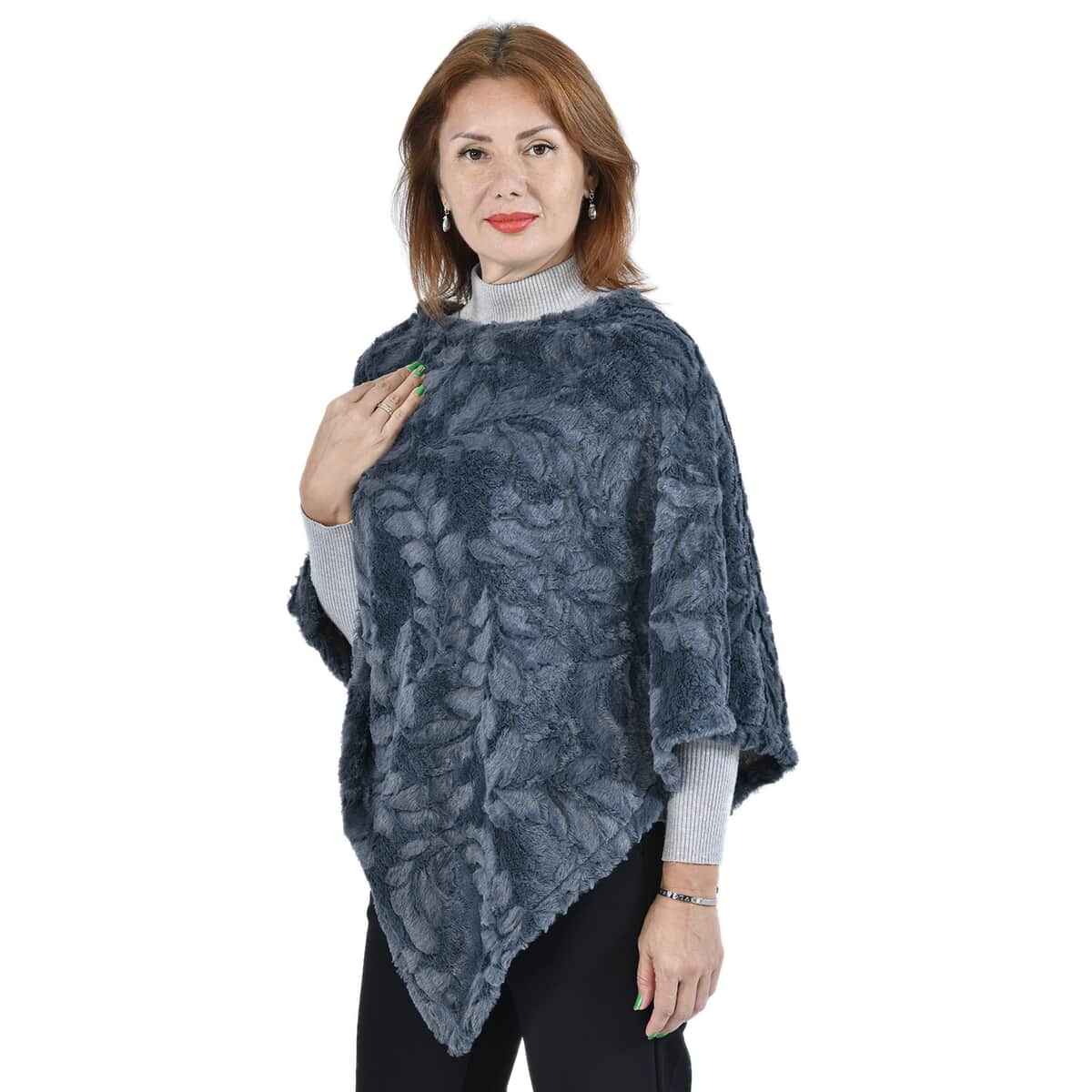 Passage Gray Leaf Pattern Faux Fur Poncho - One Size Fits Most image number 2