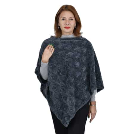 Passage Gray Floral Pattern Faux Fur Poncho image number 2