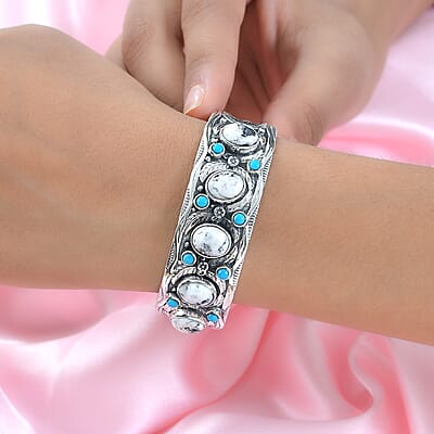 Artisan Crafted White Buffalo and Sleeping Beauty Turquoise Cuff Bangle in Sterling Silver (7.25 In) 15.65 ctw