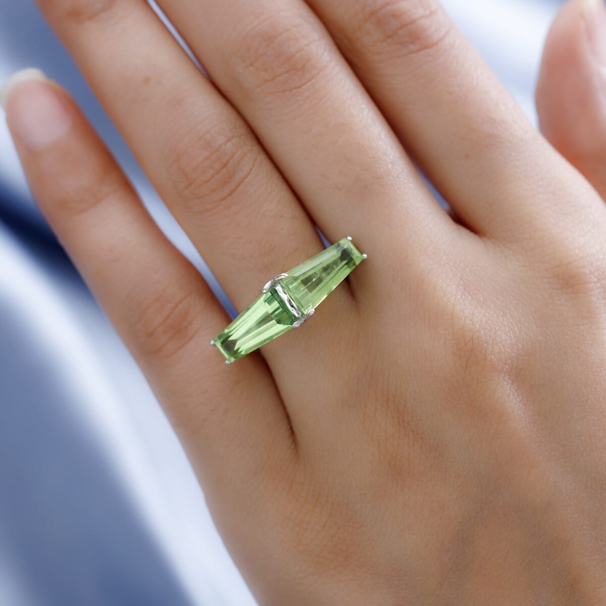 Chartreuse Quartz (Triplet) Fancy Ring in Platinum Over Sterling Silver 6.40 ctw (Del. in 5-7 Days) image number 2