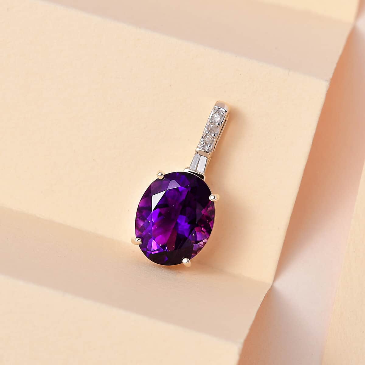 Luxoro 10K Yellow Gold AAA Moroccan Amethyst and Diamond Solitaire Pendant 3.50 ctw image number 1