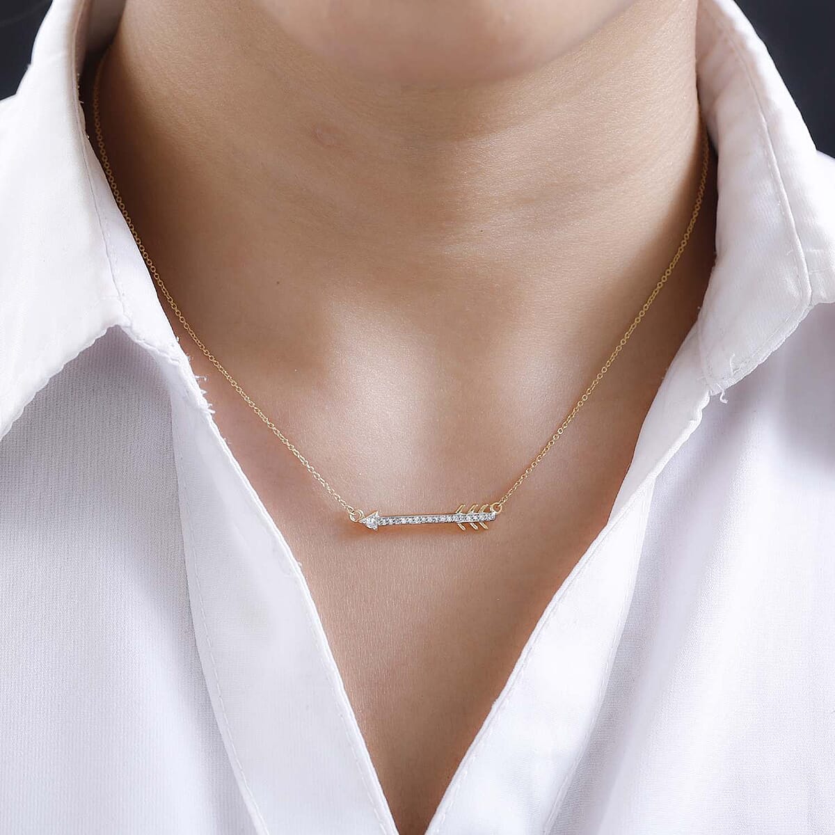 Luxoro 14K Yellow Gold G-H I2 White Diamond Arrow Necklace 18 Inches 0.15 ctw image number 2