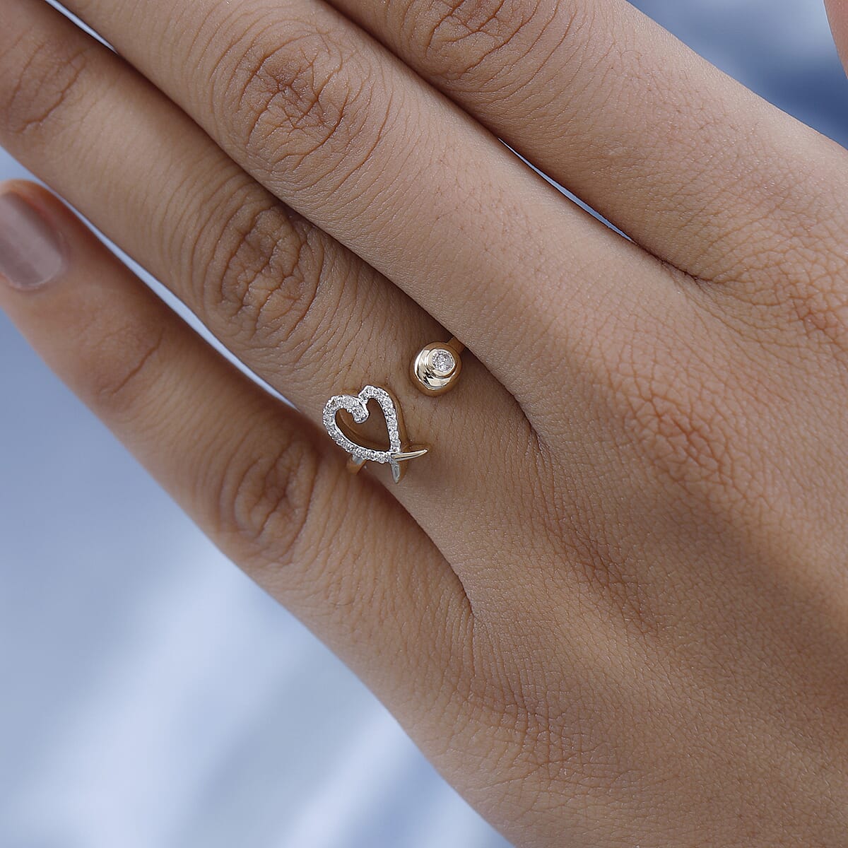 Luxoro 14K Yellow Gold G-H I2 Diamond XO Heart Open Band Ring (Size 7.0) 0.15 ctw image number 2
