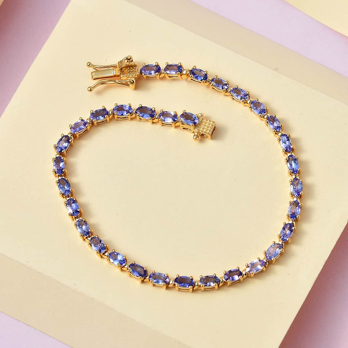 Premium Tanzanite Tennis Bracelet in Vermeil Yellow Gold Over Sterling Silver (7.25 In) 6.40 ctw image number 1