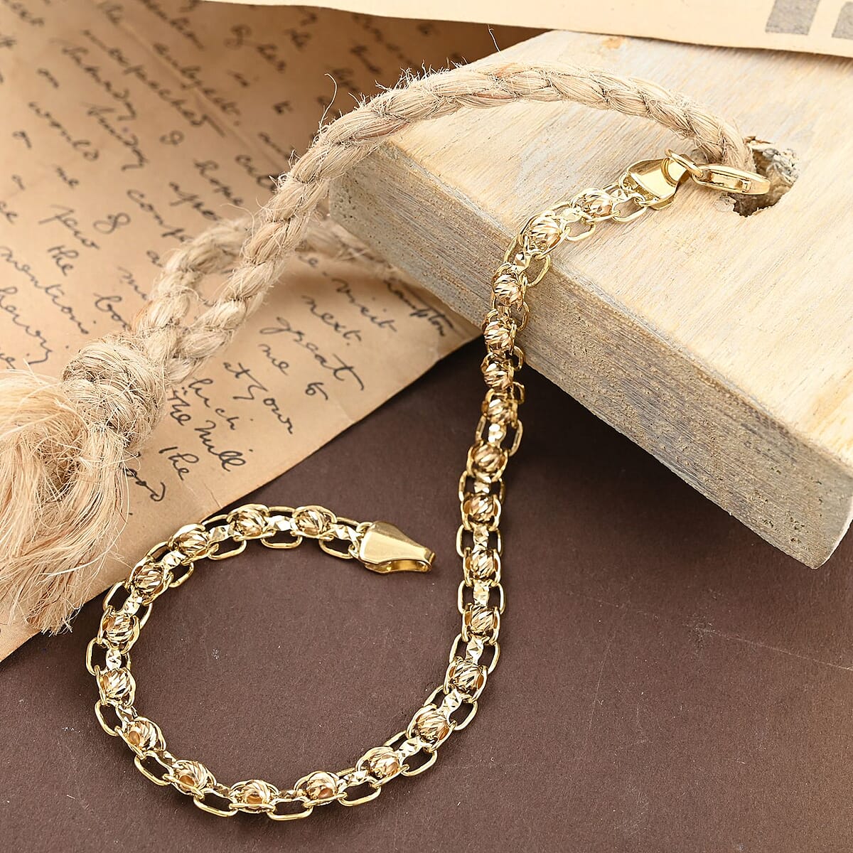 10K Tricolor Gold 5.3mm Diamond Cut Beaded Linked Bracelet (7.75 In) 5.30 Grams image number 1