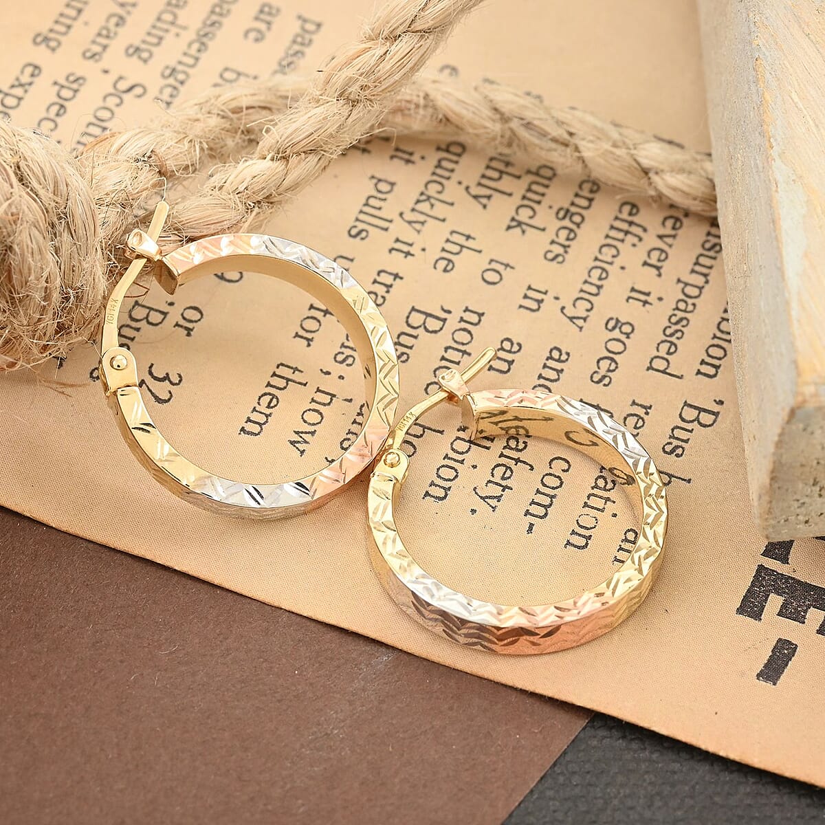 14K Tri-Color Gold Diamond Cut Hoop Earrings 1.60 Grams image number 1