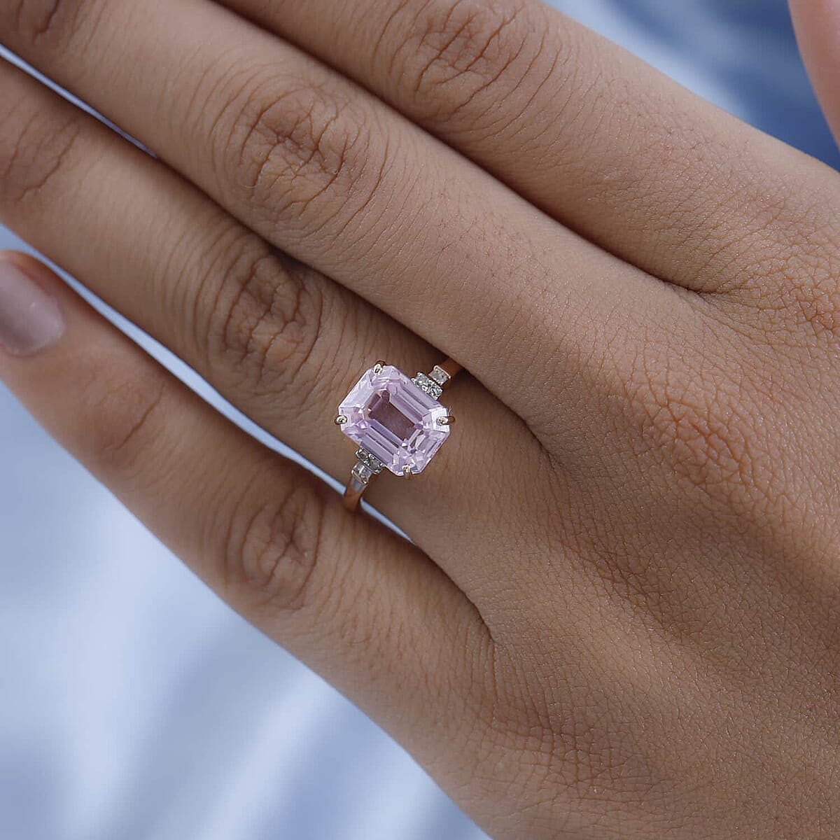 Luxoro 14K Rose Gold AAA Martha Rocha Kunzite and G-H I3 Diamond Ring (Size 10.0) 4.25 ctw image number 2