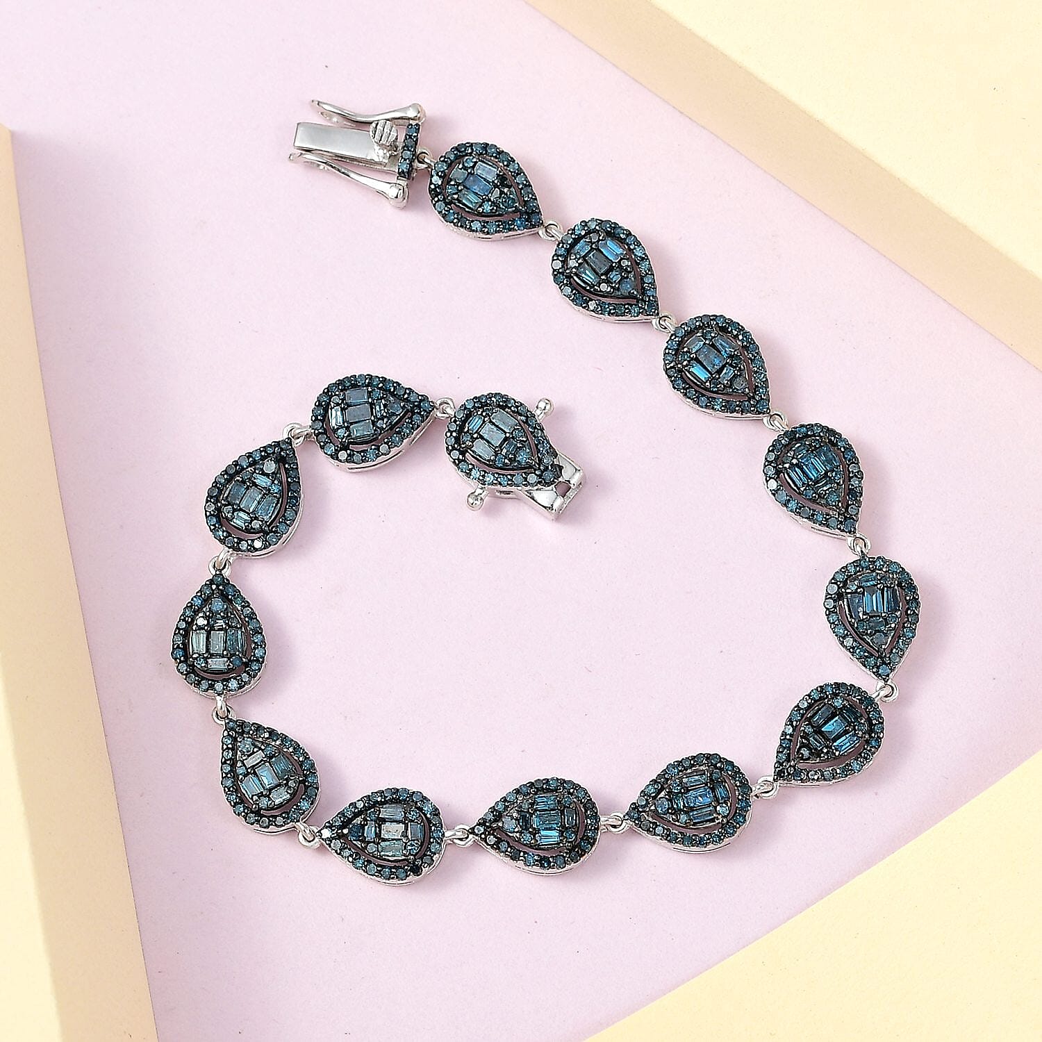 Blue Diamond - Product card gallery slide 2 (9431625564415)