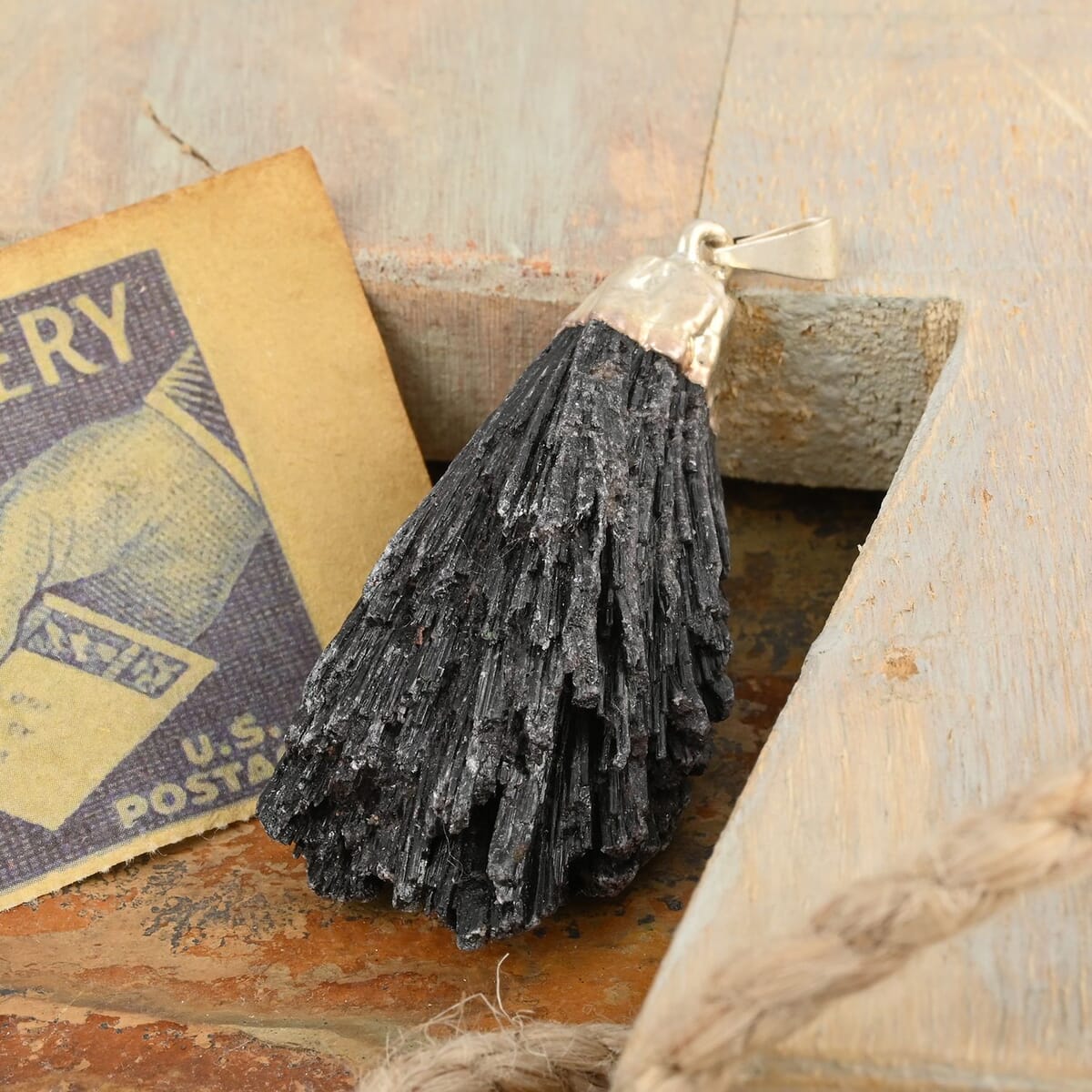 Black Kyanite Pendant in Silvertone 74.40 ctw image number 1