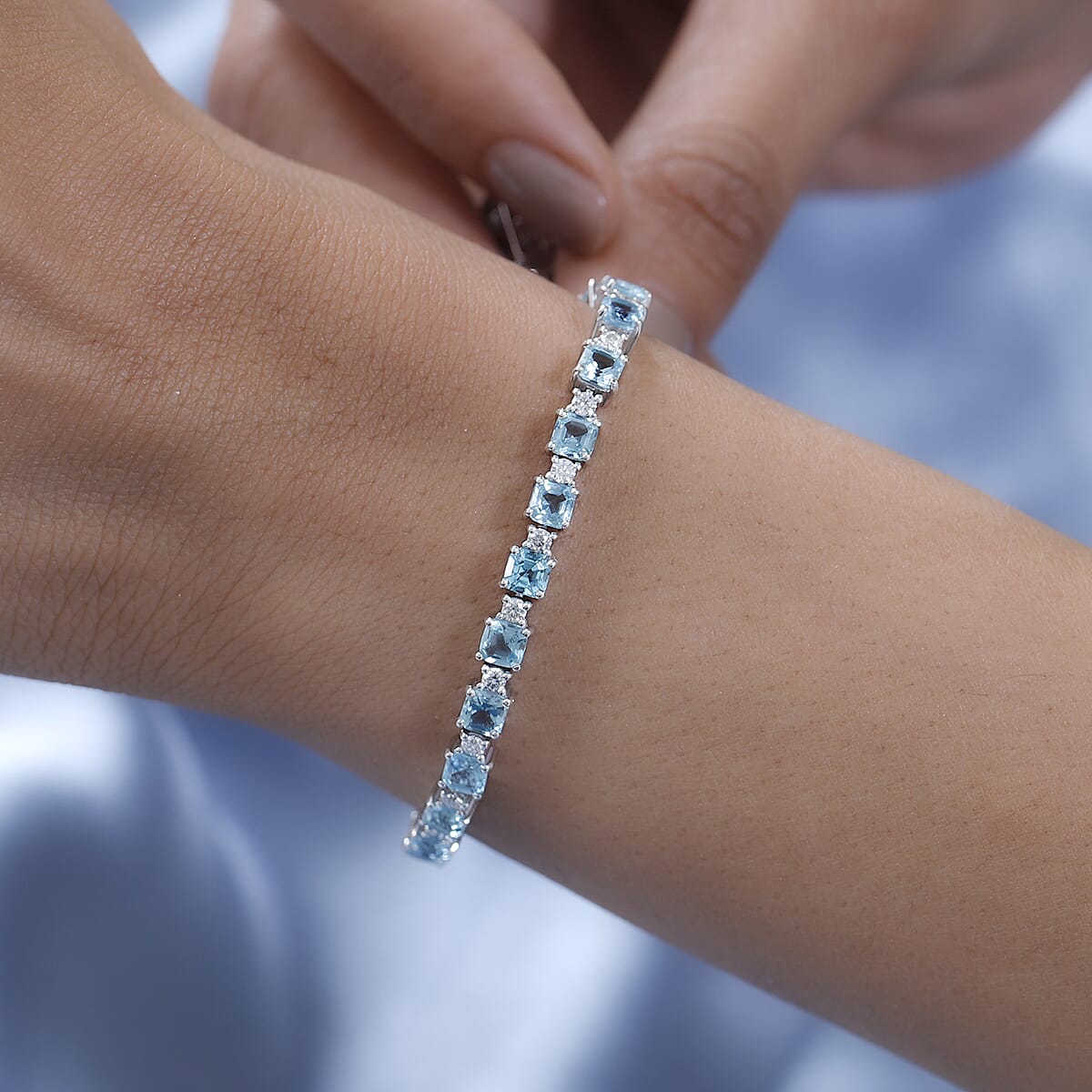 Asscher Cut Madagascar Paraiba Apatite and Moissanite Tennis Bracelet in Platinum Over Sterling Silver (7.25 In) 11.00 ctw image number 2