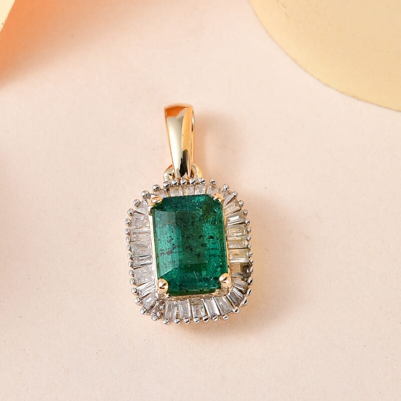 Luxoro 10K Yellow Gold AAA Kagem Zambian Emerald and Diamond Halo Pendant 1.15 ctw