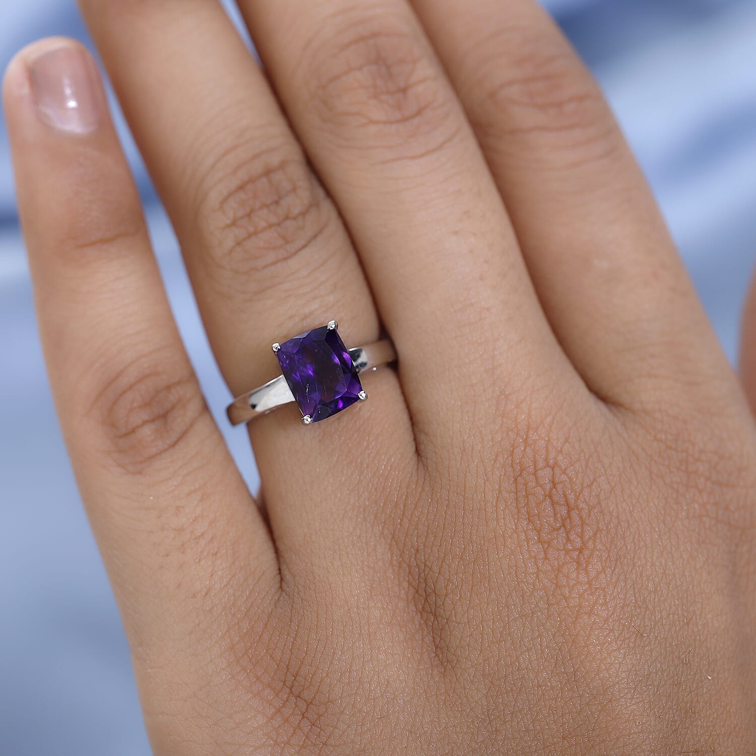 10 - Product card gallery slide 3 (10144913621275)