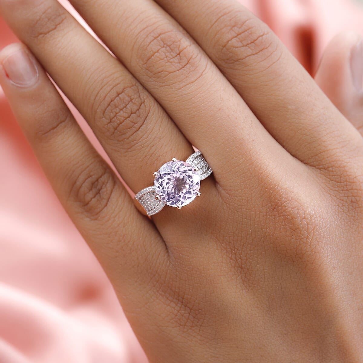 Patroke Kunzite and Moissanite Ring in Vermeil Rose Gold Over Sterling Silver (Size 7.0) 6.90 ctw image number 2
