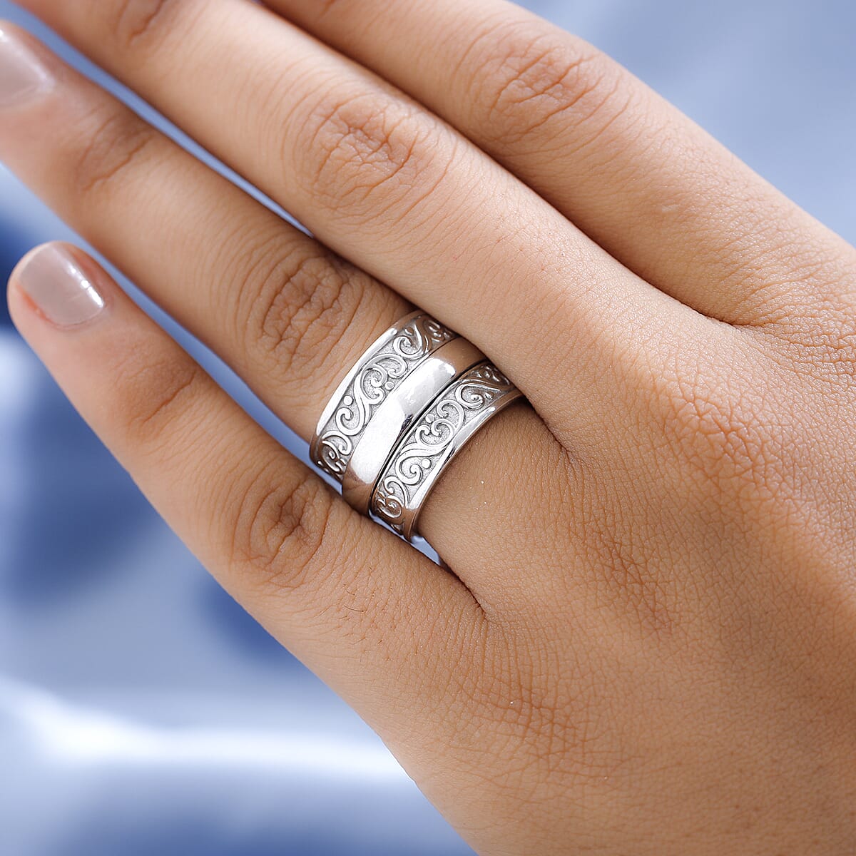 Black Oxidized Sterling Silver Spinner Ring (Size 10.0) 6 Grams image number 2