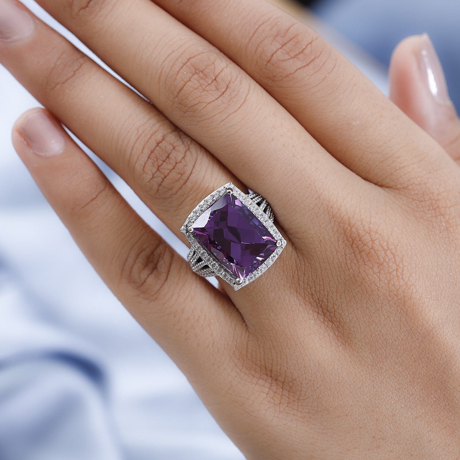 10 - Product card gallery slide 3 (10144871350555)