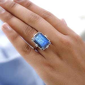 AAA Malagasy Labradorite and Orissa Rhodolite Garnet Ring in Platinum Over Sterling Silver (Size 6.0) 14.25 ctw