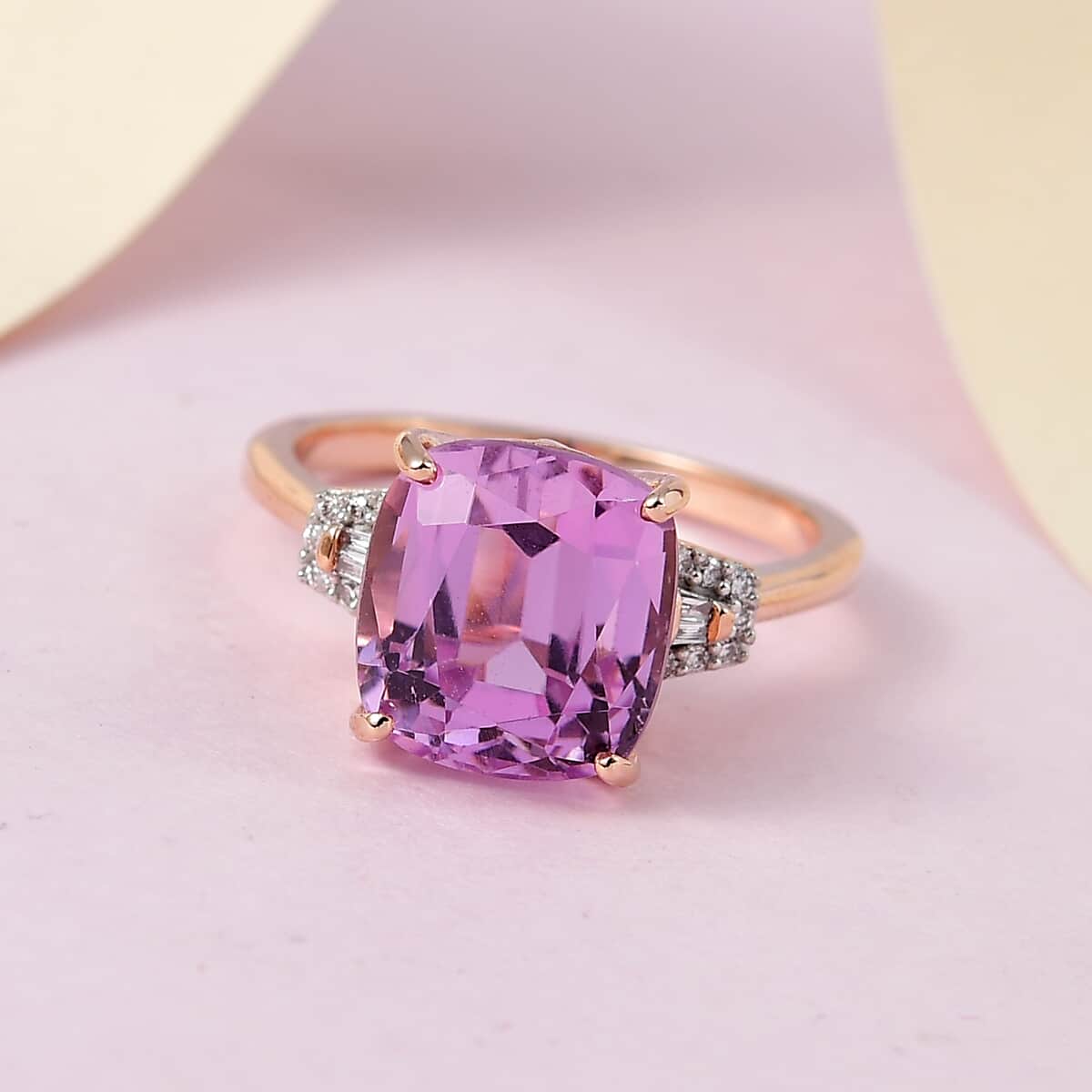 Iliana 18K Rose Gold AAAA Patroke Kunzite and G-H SI Diamond Ring 4.20 Grams 7.70 ctw image number 1