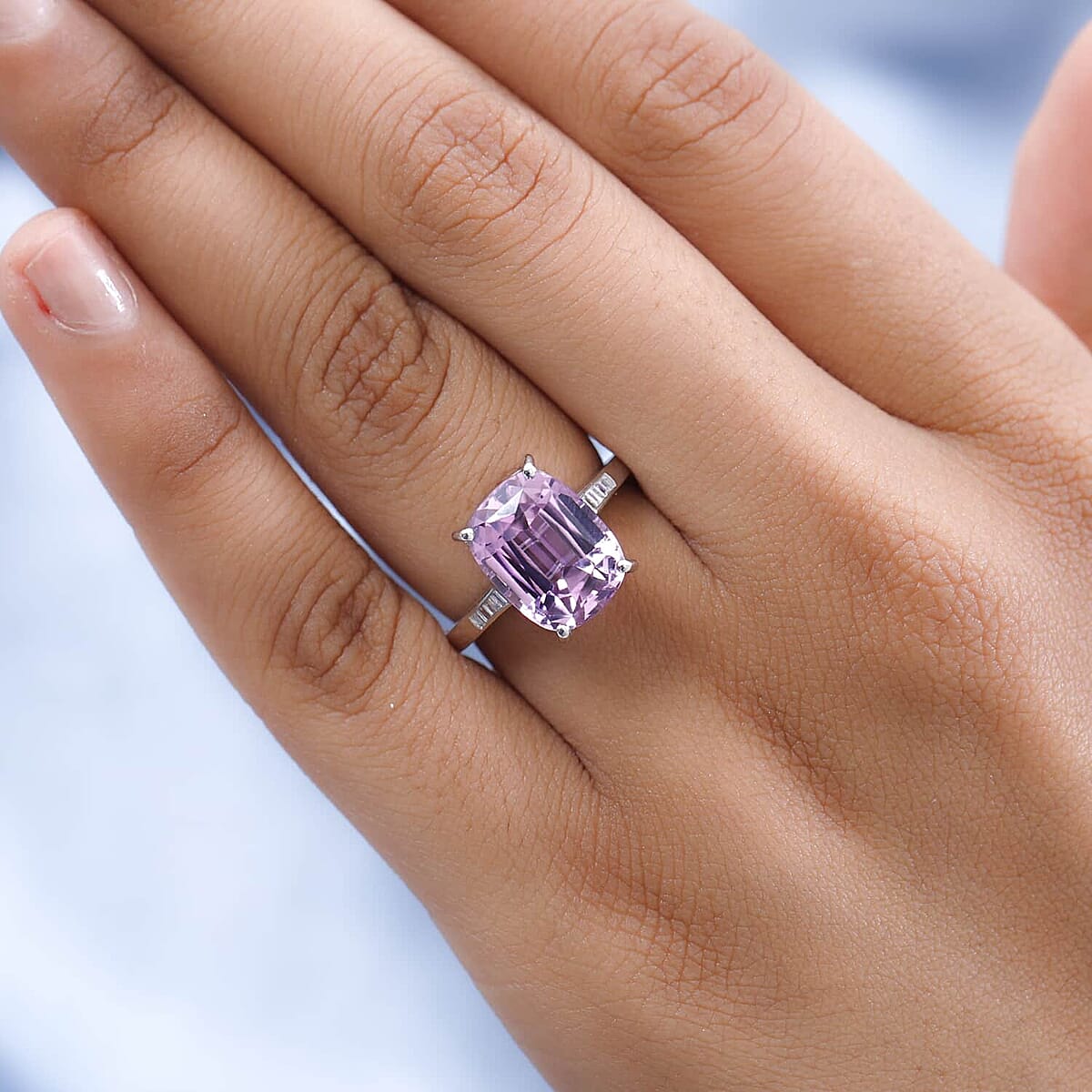 Rhapsody 950 Platinum AAAA Patroke Kunzite and E-F VS Diamond Ring 6.80 Grams 6.85 ctw image number 2