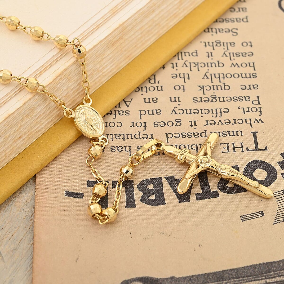 14K Yellow Gold Diamond cut Beaded Rosary Necklace 17 Inches 7.25 Grams image number 1